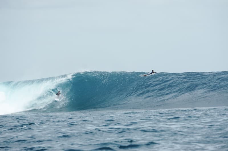 Hideaways wave